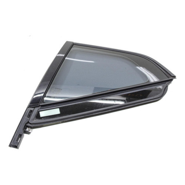 Vidro Vigia Traseiro Esq Volvo Xc40 Moment T5 2020 32244803