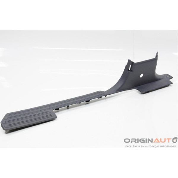 Soleira Porta Dianteiro Direito Volkswagen Amarok Highline 2