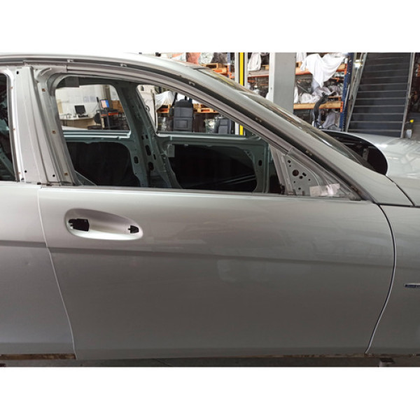 Porta Dianteira Direita Mercedes C180 2012 A2047200205
