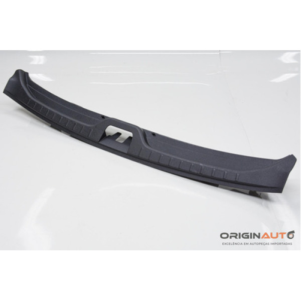 Acabamento Soleira Porta Mala Volvo Xc60 T5 R-design 3074043