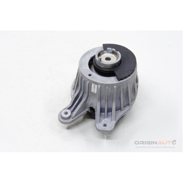 Coxim Motor Direito Mercedes C200 W205 2019 A2052407700