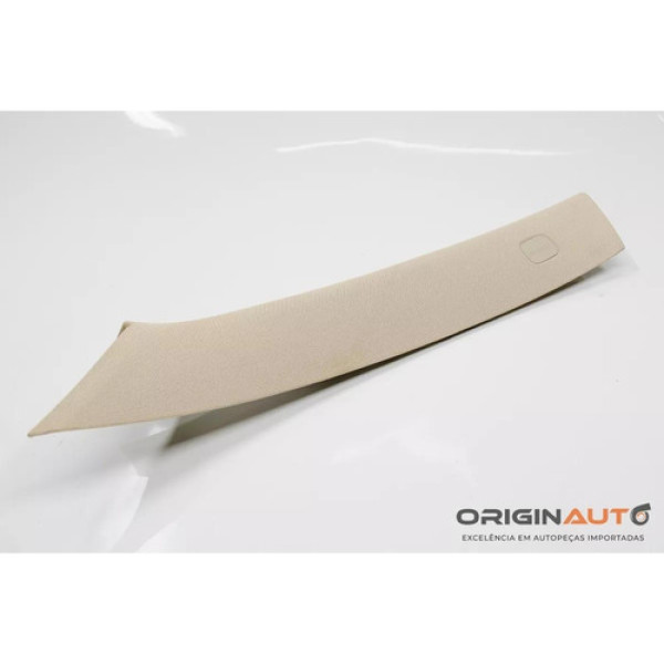 Acabamento Coluna A Esquerda Mercedes Gla 200 2018 A17669017