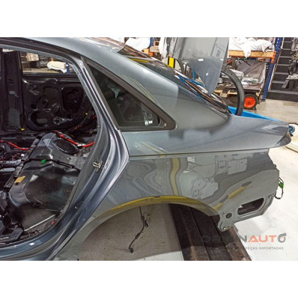Folha Lateral Esquerda Audi A4 2.0 B9 2018 8w5810075