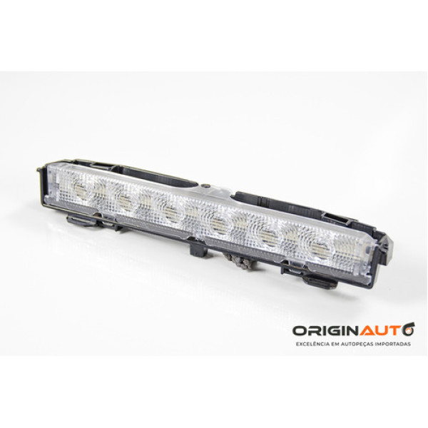 Luz De Freio Traseira Vw Jetta 2.0 Tsi 11-18 3e0176369