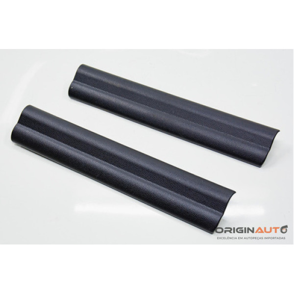 Acabamento Soleira Dianteira Direita Bmw X1 S20i Activeflex 