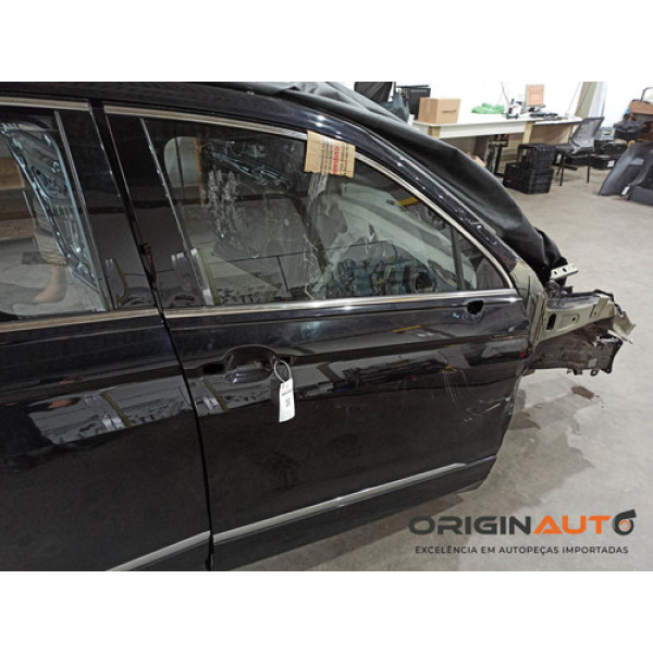 Porta Dianteira Direita Vw Tiguan R-line 2018 Detalhe