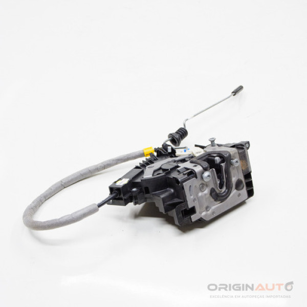 Fechadura Porta Diant Dir Mercedes C43 Amg 2018 A2220063999