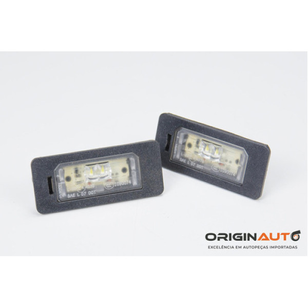 Luz De Placa Bmw 320i 2015 7193293