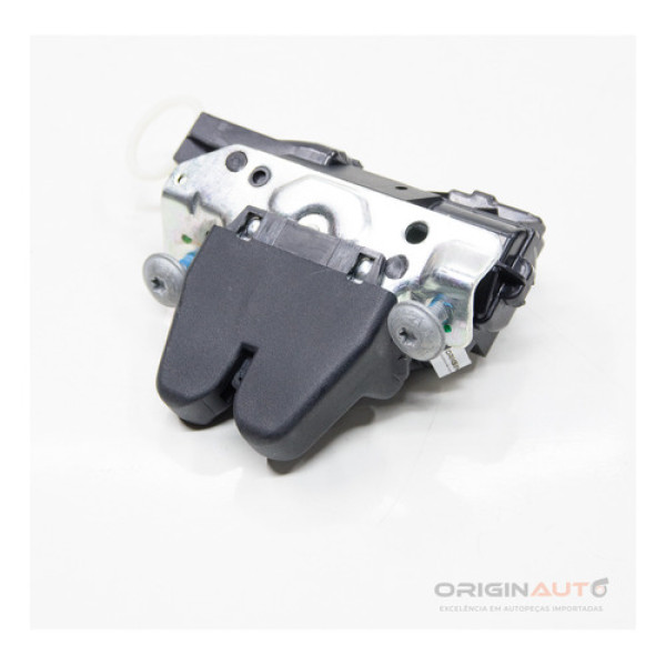 Fechadura Tampa Traseira Mercedes C43 Amg 2018 A1177500085