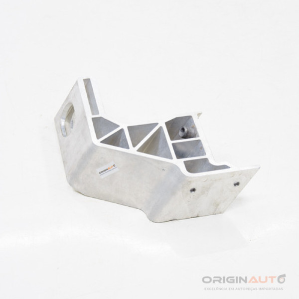 Suporte Radiador Direito Mercedes C43 Amg 2018 A2055014220