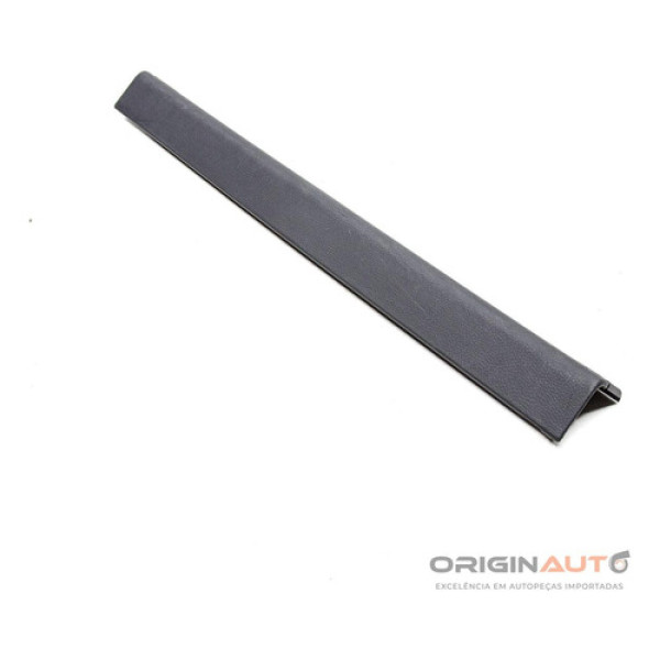 Soleira Dianteira Esquerda Mercedes C180 2012 A2046860136