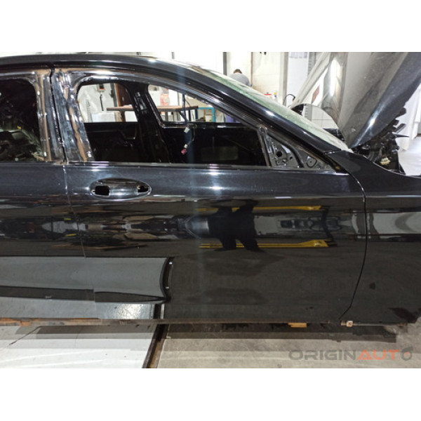 Porta Dianteira Direita Mercedes C180 C200 2015 2019