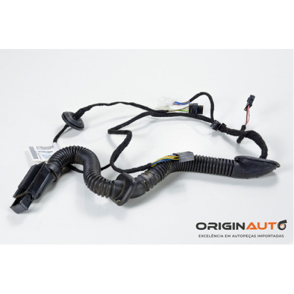 Chicote Porta Traseira Mercedes Gla200 A1765405908 - Unidade