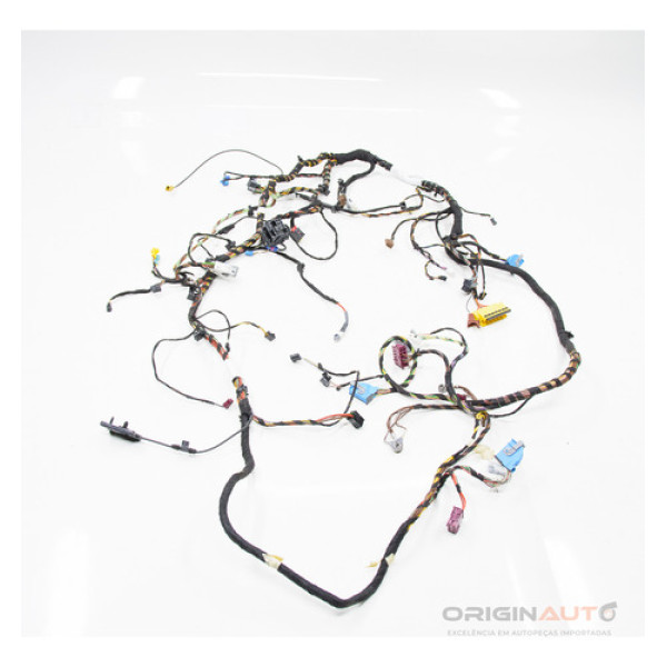 Chicote Capa Painel Radio Mercedes C43 Amg 2018 A0015456930