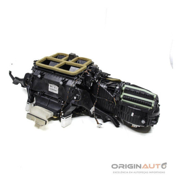 Caixa Evaporadora Bmw 320i 2014 F30 9237548