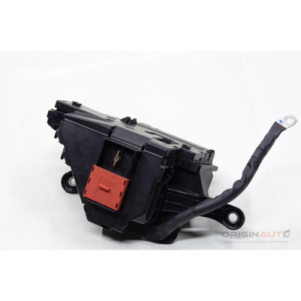 Caixa Fusiveis Interna Mercedes C200 W205 2019 A2055408095