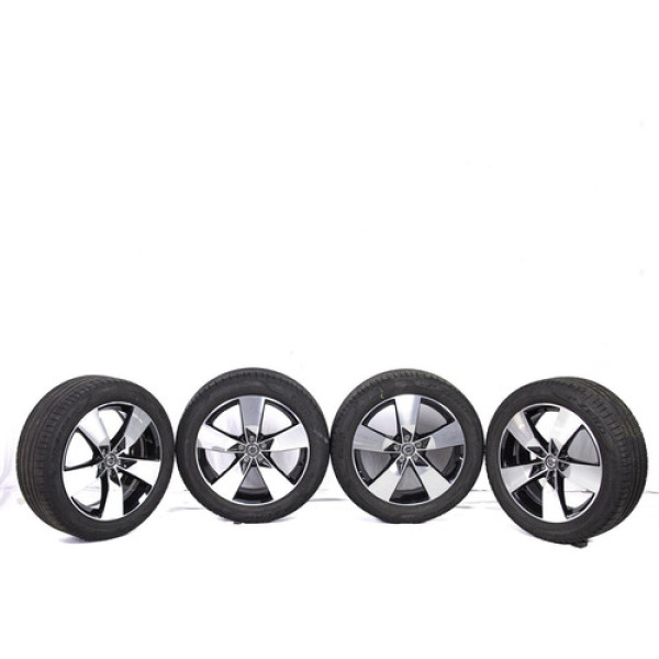 Jogo Roda E Pneu Aro 19 Volvo Xc40 Momentum T5 2020