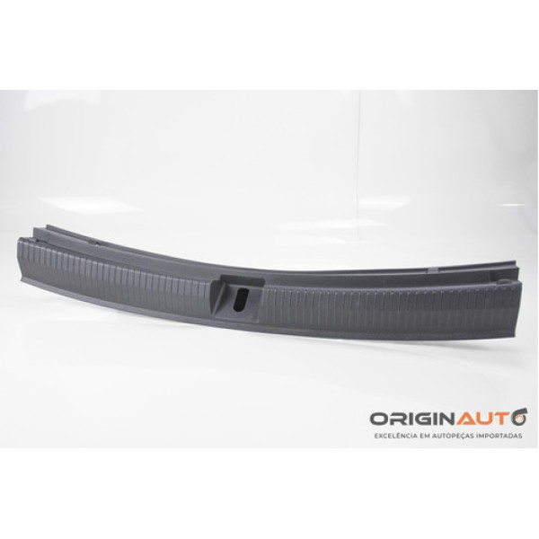 Acabamento Porta Mala Soleira Volkswagen Tiguan R-line 2.0 2