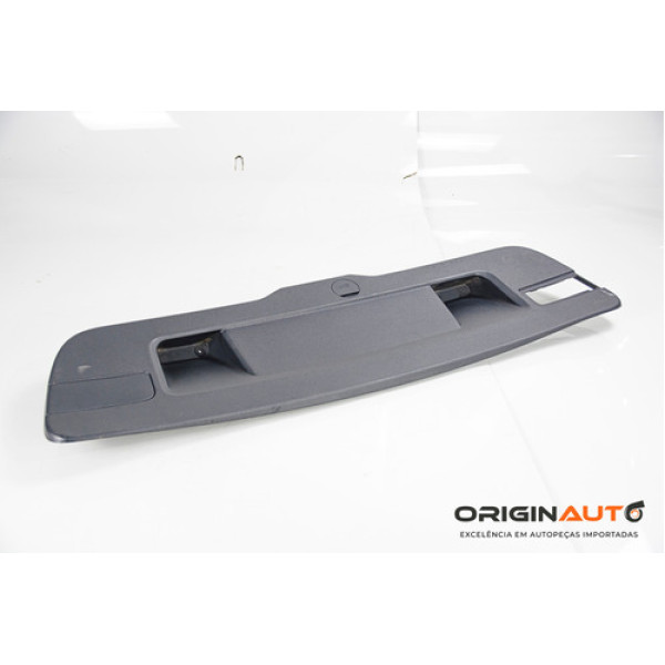 Moldura Tampa Tras Vw Jetta 2.0 Tsi 2014 5c6867605a Detalhe