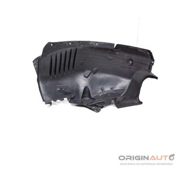 Capa Parabarro Dianteira Esquerda Frente Mercedes C180 2012