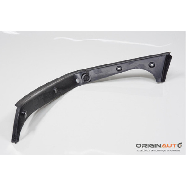 Acabamento Porta Malas Direito Mercedes C 180 Coupe W204 201