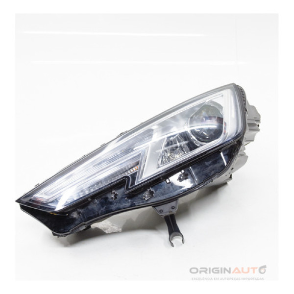 Farol Esquerdo Audi A4 2.0 B9 2018 8w0941005 P/ Recuperação