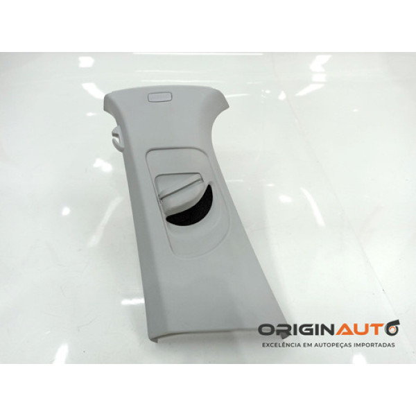 Acabamento Esquerdo Cinto Volkswagen Golf Highline 2014 5gm8