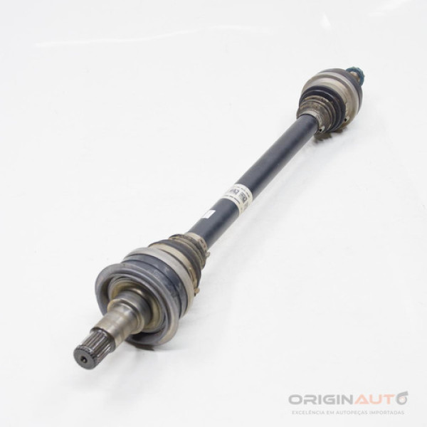 Semi Eixo Traseiro Esquerdo Mercedes C 43 Amg W205 2018 A205