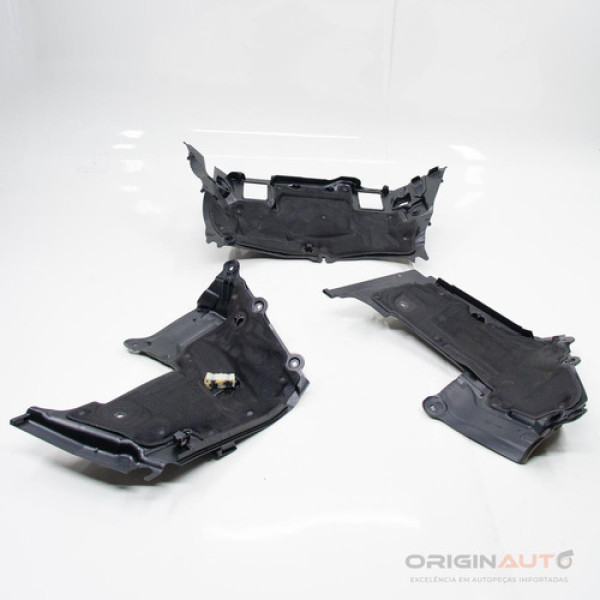 Cobertura Cofre Do Motor Mercedes C 43 Amg W205 2018 A205620