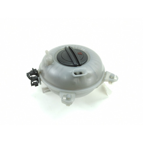 Reservatório Água Do Radiador Vw Audi Golf A3 1.4 Tsi