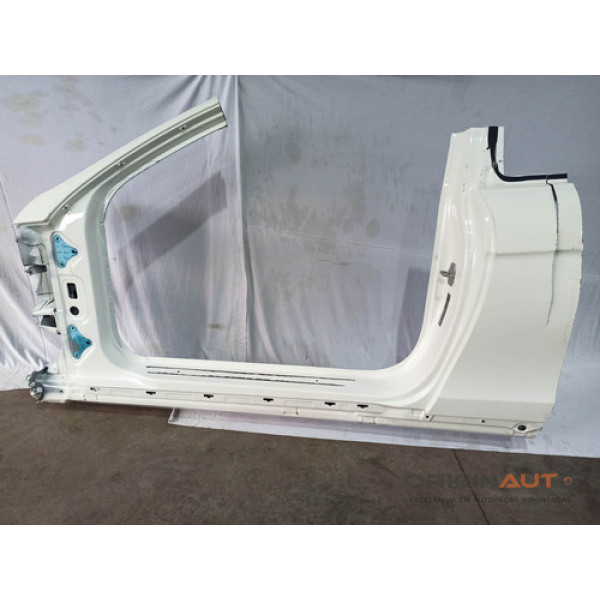 Folha Lateral Caixa De Ar Esquerda Mercedes C180 Coupe 2014