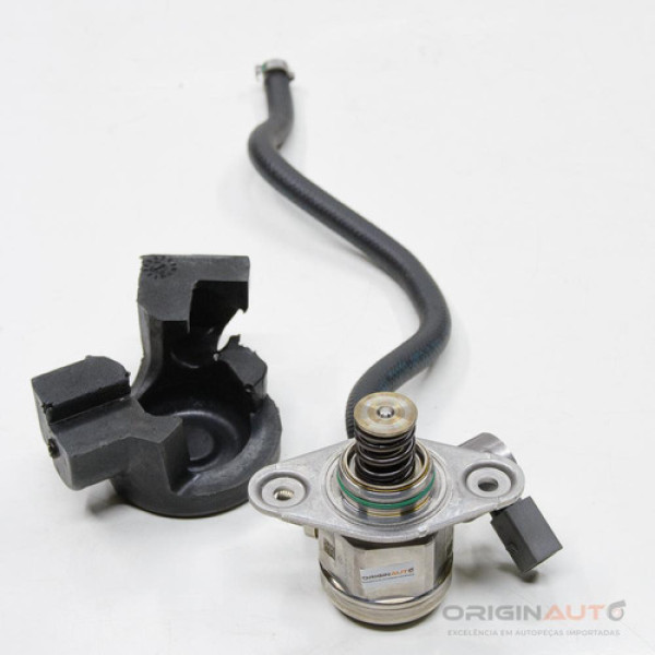 Bomba Alta Pressao Mercedes Cla 200 1.6 2018 A2700700801 A27