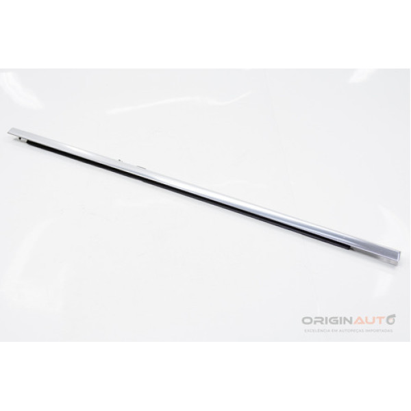 Pestana Ext Friso Porta T/d Mercedes C200 2019 A2057300424