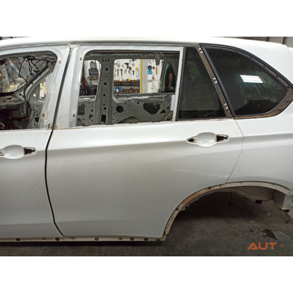 Porta Traseira Esquerda Bmw X5 35i F15 2014 2015 2016