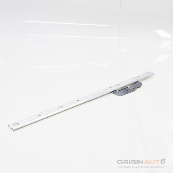 Travessa Assoalho Mercedes C 43 Amg W205 2018 A2056190725 A2