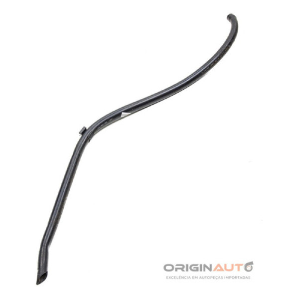 Mangueira Respiro Bocal Abastecimento Mercedes C180 2012