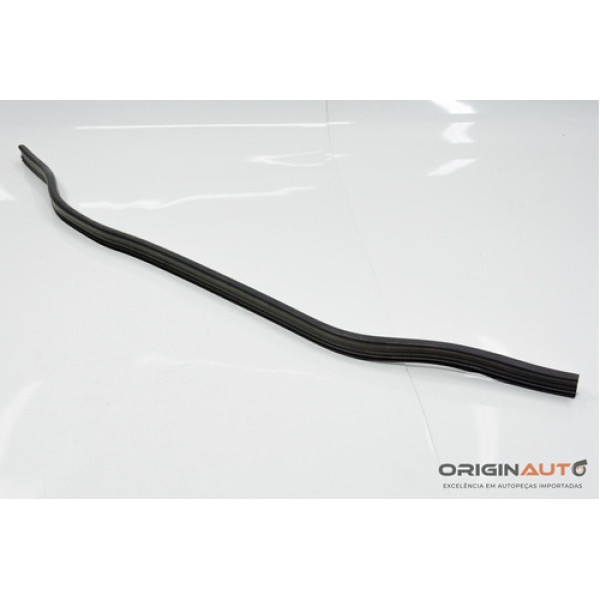 Borracha Vedacao Capo Audi Q3 2.0 Quattro Tfsi 2014 8u082372