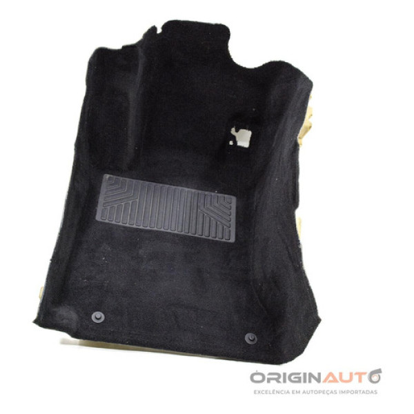 Carpete Assoalho Dianteira Esquerda Mercedes C180 2012 A2046