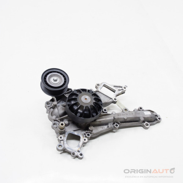 Bomba De Água Mercedes C43 Amg 2018 A2762010701