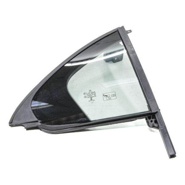 Vidro Vigia Traseiro Dir Mercedes A200 2015 A1767300400