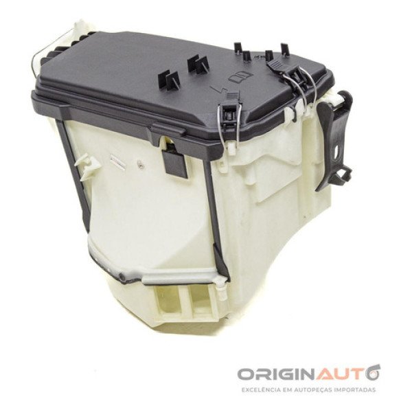 Suporte Caixa Fusíveis Motor Mercedes C180 2012 A2045400024