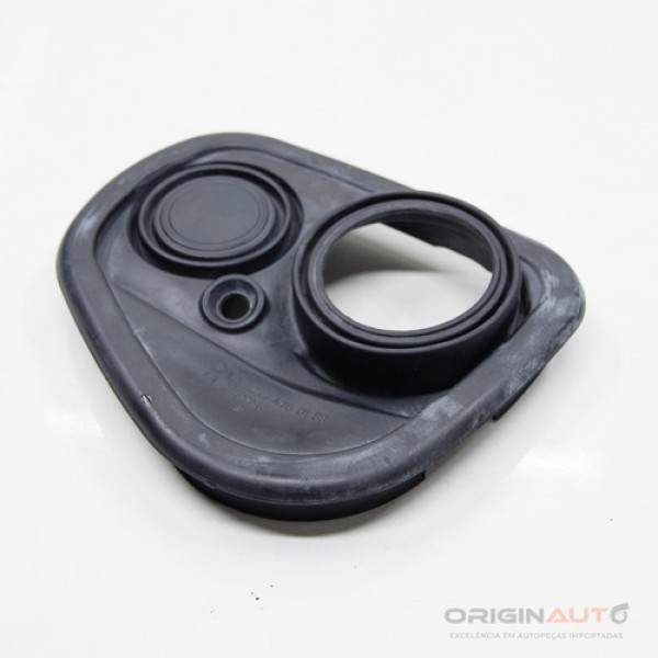 Vedação Portinhola Tanque  Mercedes C43 Amg 2018 A0994760180