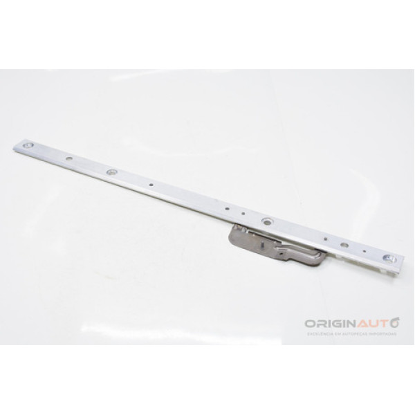 Travessa Assoalho Motor Mercedes C200 W205 2019 A2136195000