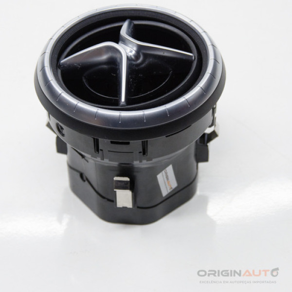Difusor A/c Direito Esq Mercedes Cla200 2018 A1178300554