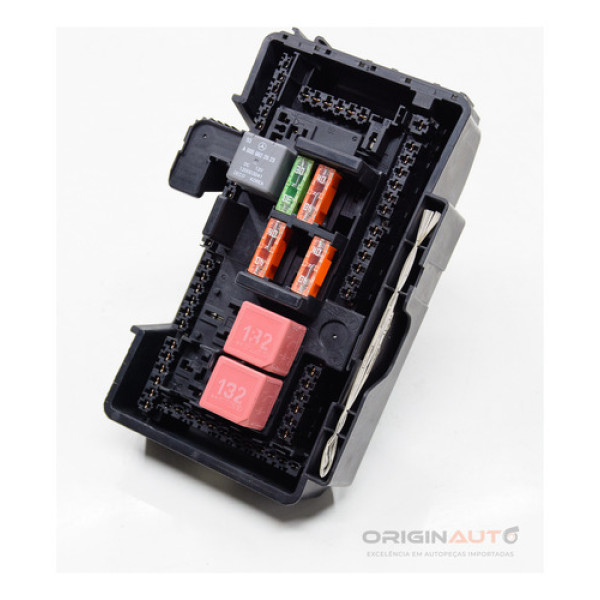 Caixa Fusiveis Interna Mercedes C43 Amg 2018 A2059068501