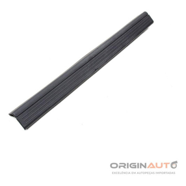 Soleira Dianteira Direita Mercedes C180 2012 A2046860036