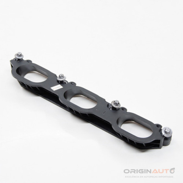 Flange Esq Coletor Admissão Mercedes C43 Amg2018 A2760900500