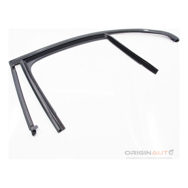 Canaleta Traseira Esquerda Mercedes C43 Amg 2018 A2057355300