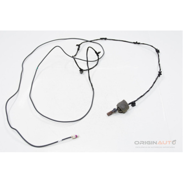 Chicote Camera De Re Mercedes C200 W205 2019 A2054404805