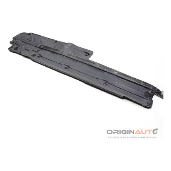 Protetor Assoalho Direito Mercedes C180 2012 A2046804308